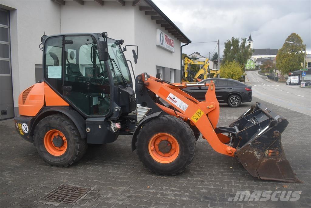 Komatsu WA70-7 Tekerlekli yükleyiciler