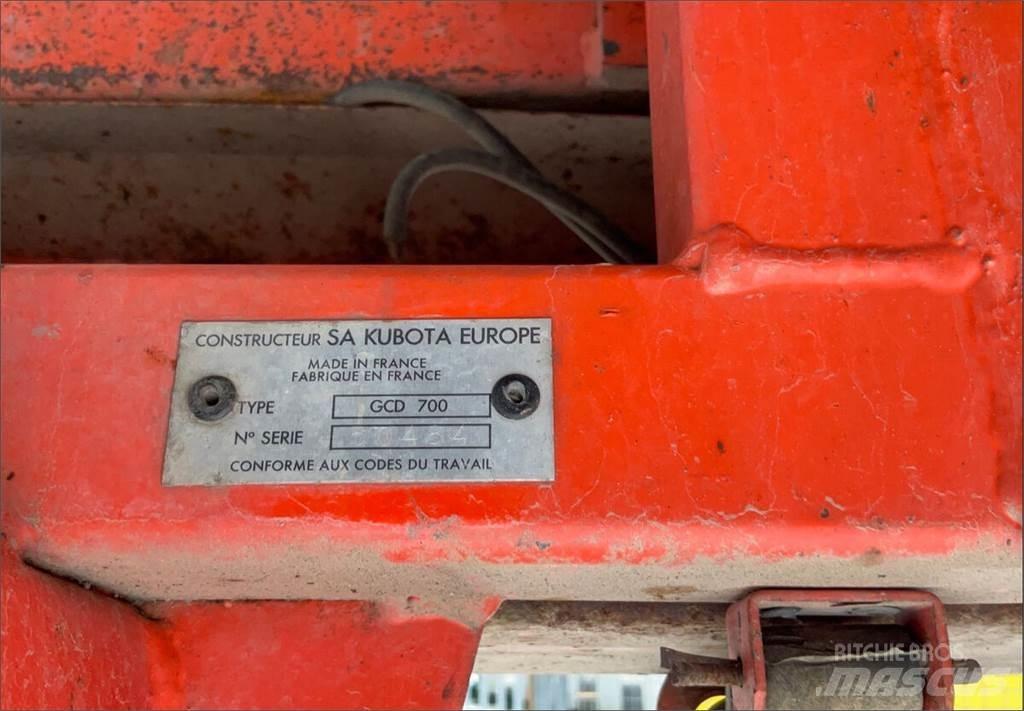 Kubota GCD 700 Diger yol bakim makinalari