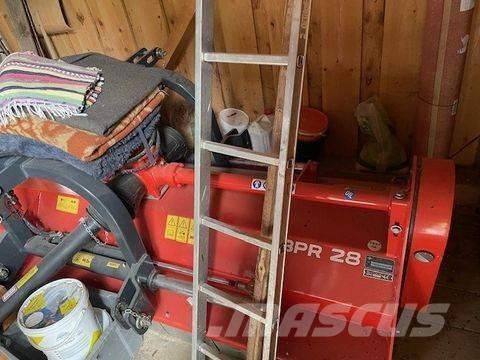 Kuhn BPR 28 Hasat makineleri
