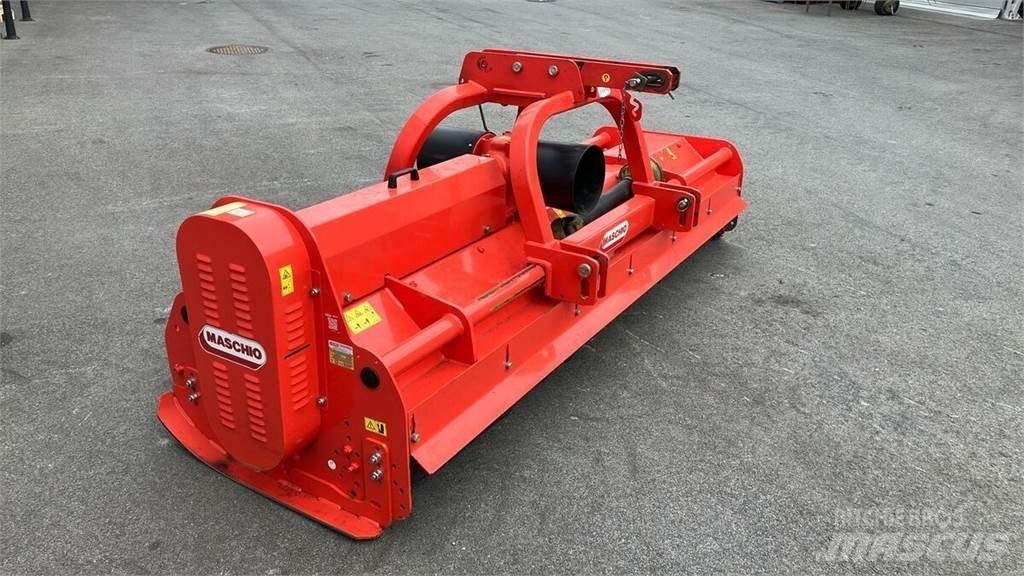 Maschio Bisonte 280 Hasat makineleri