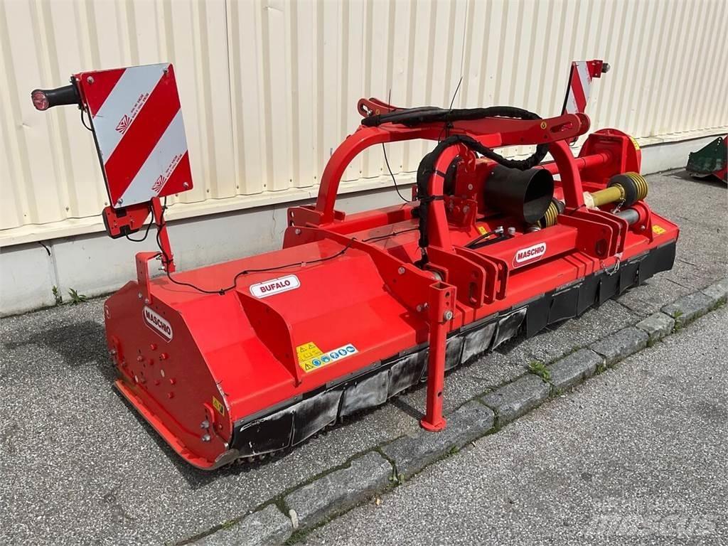 Maschio Bufalo 300 Hasat makineleri