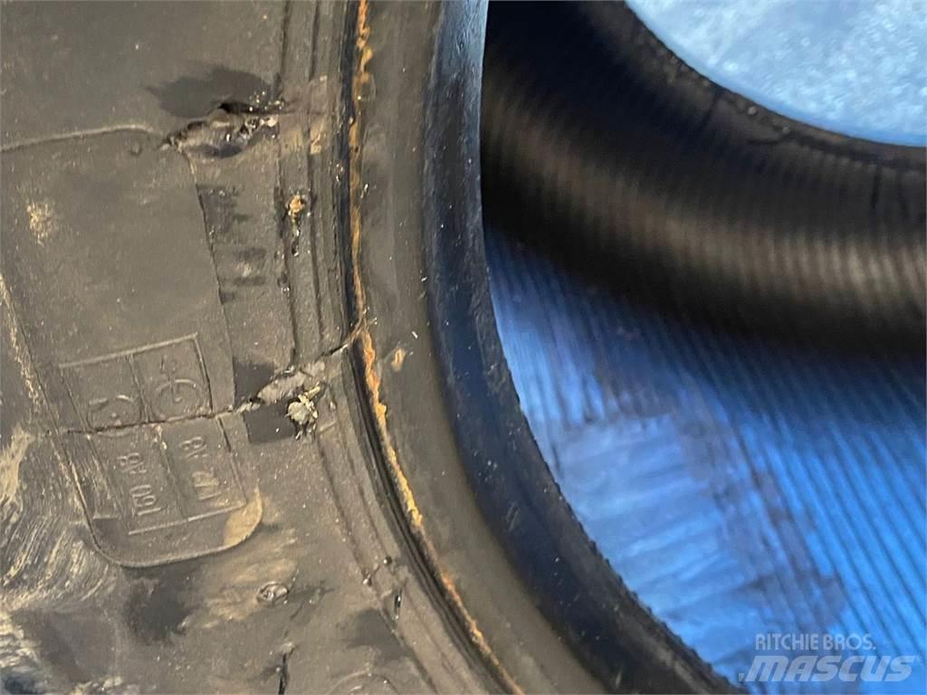 Mitas 600/40-22.5 Tekerlekler