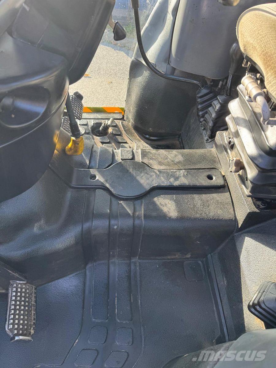 New Holland TN65DA Traktörler