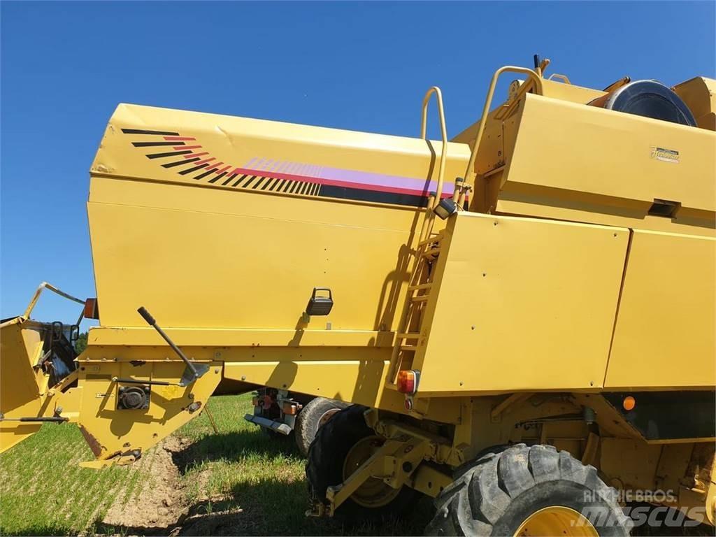 New Holland TX 65 Biçerdöverler