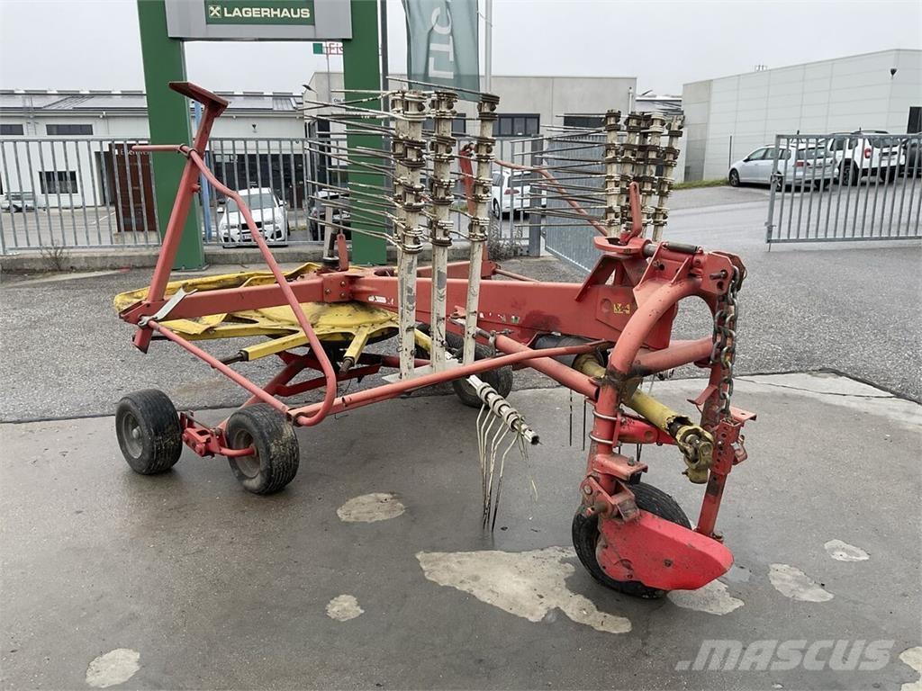 Pöttinger TOP 461 N Kendi yürür saman makinaları