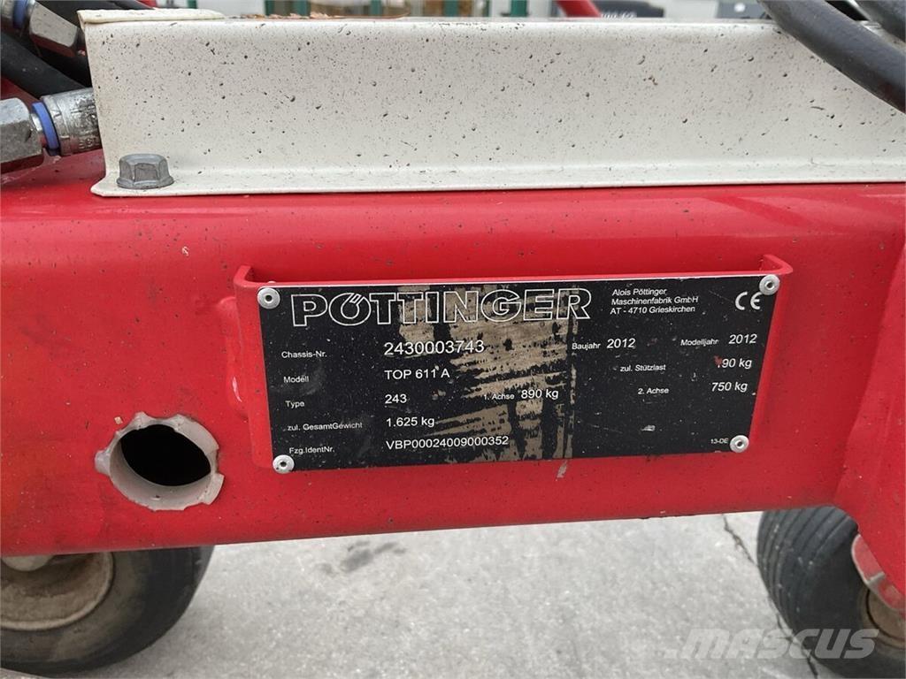 Pöttinger Top 611 Kendi yürür saman makinaları