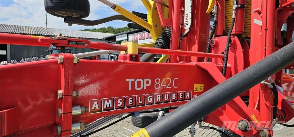 Pöttinger TOP 842C Kendi yürür saman makinaları
