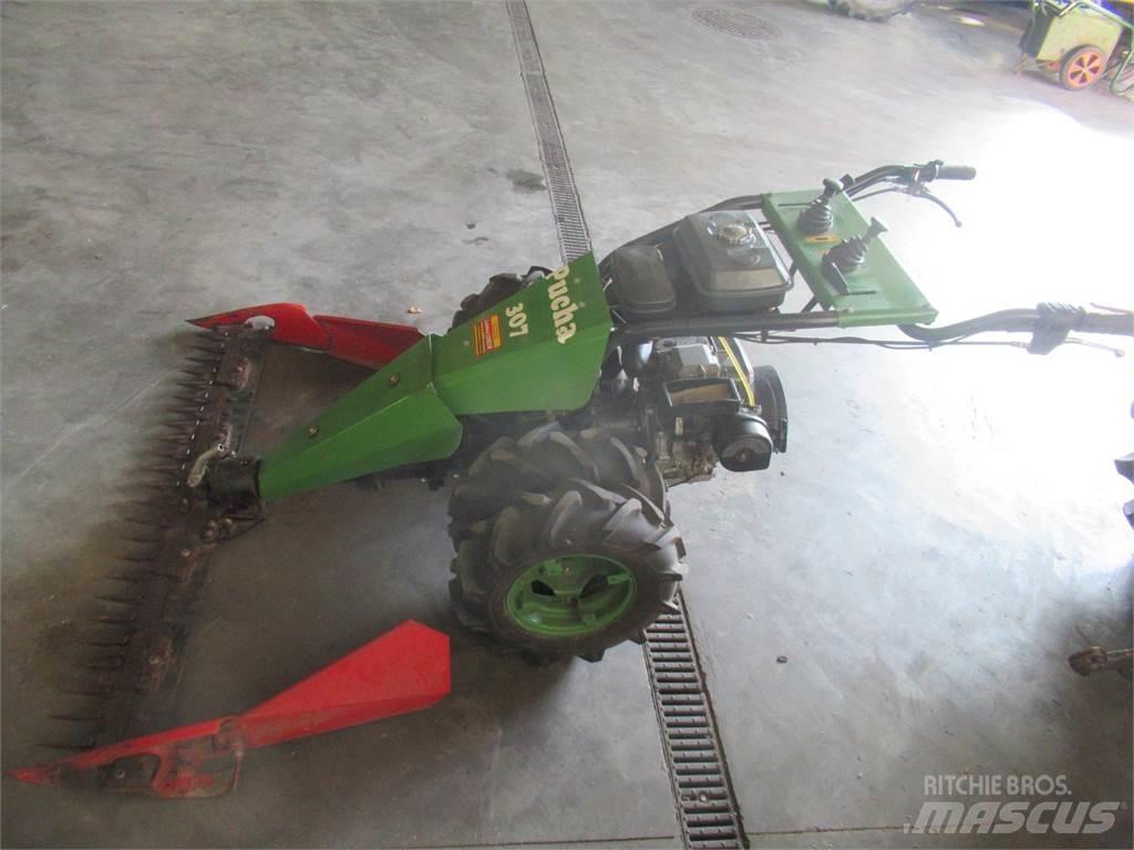  Pucha 307 Mobil çim biçme makineleri