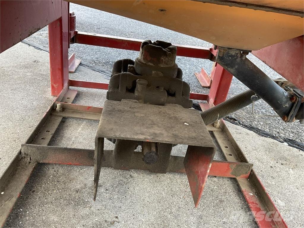 Rau D1 Çekilir pülverizatörler