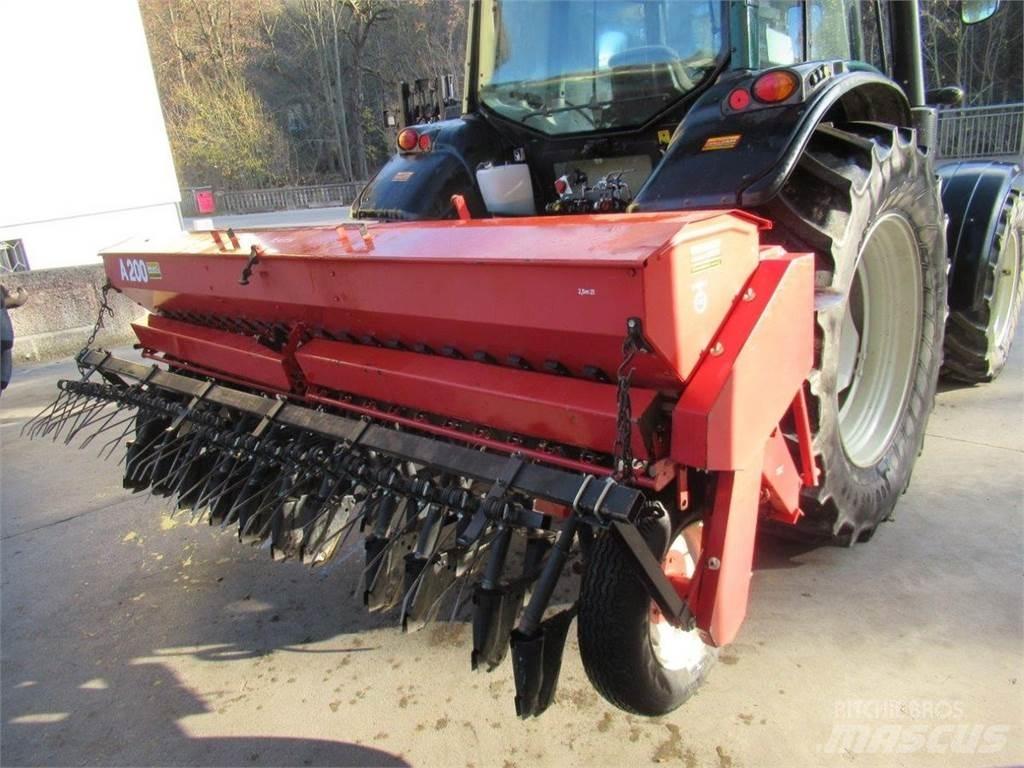 Saxonia  Diger toprak isleme makina ve aksesuarlari