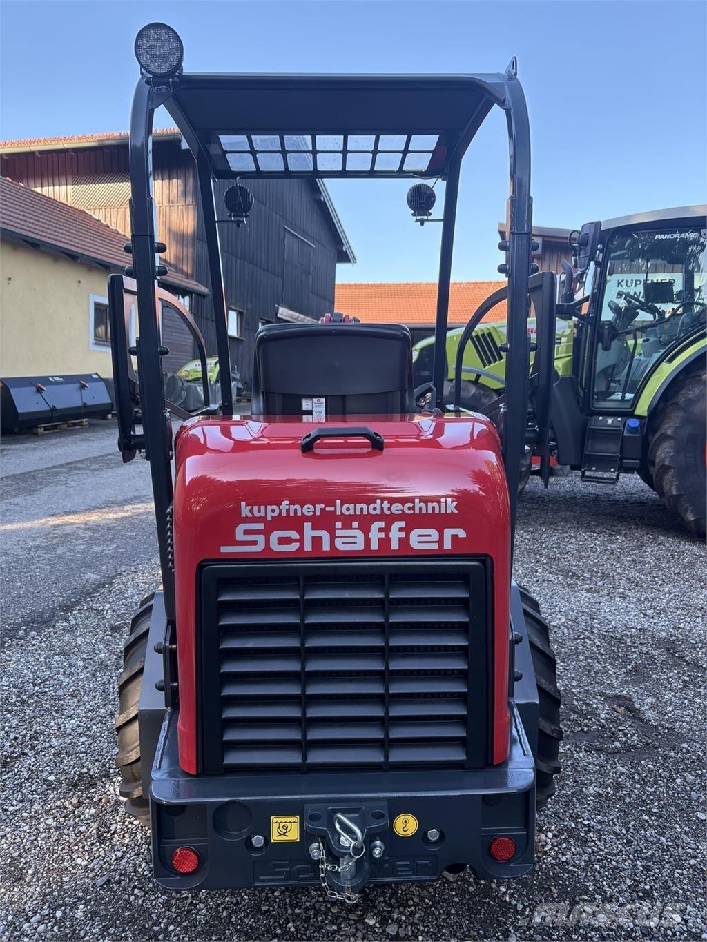 Schäffer 2630 Ön yükleyici ve kazicilar