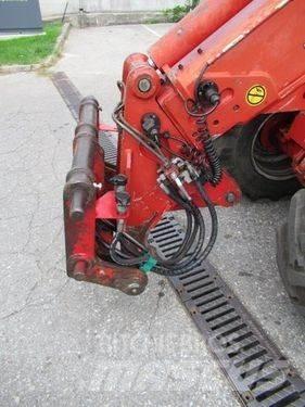 Schäffer 450T Ön yükleyici ve kazicilar