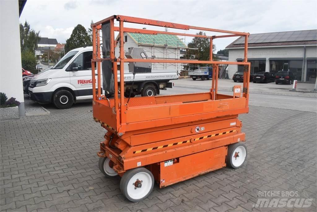 SkyJack SJ III 3220 Körüklü personel platformları