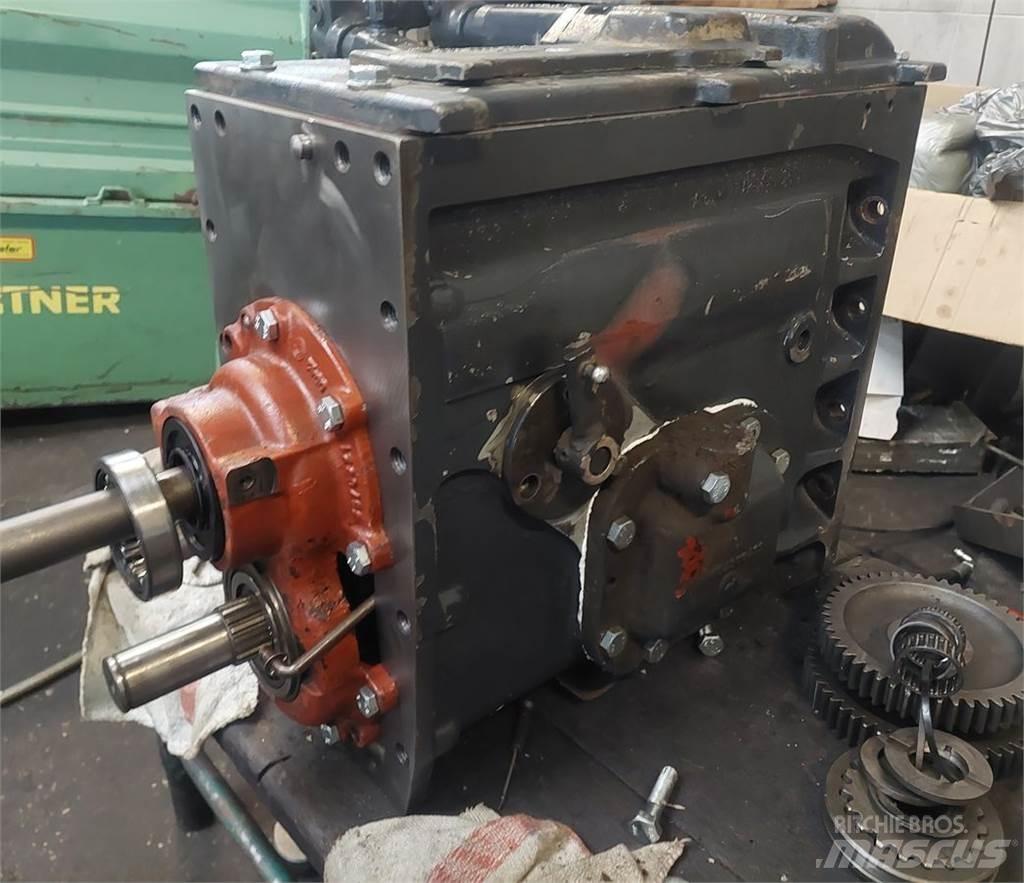 Steyr 9094 Diger traktör aksesuarlari