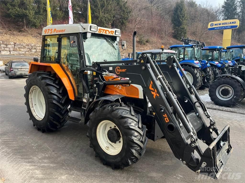 Steyr 975A Traktörler