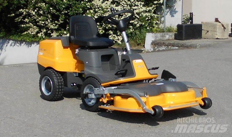 Stiga Park 300 Diger yol bakim makinalari