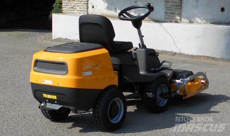 Stiga Park 300 Diger yol bakim makinalari