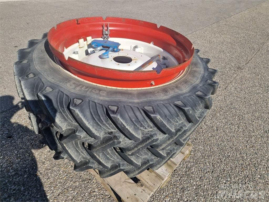 Taurus 12.4 R36 Tekerlekler