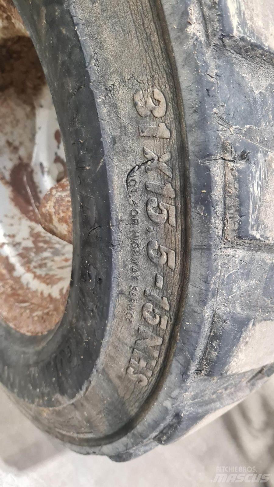 Weidemann 1280 Ön yükleyici ve kazicilar
