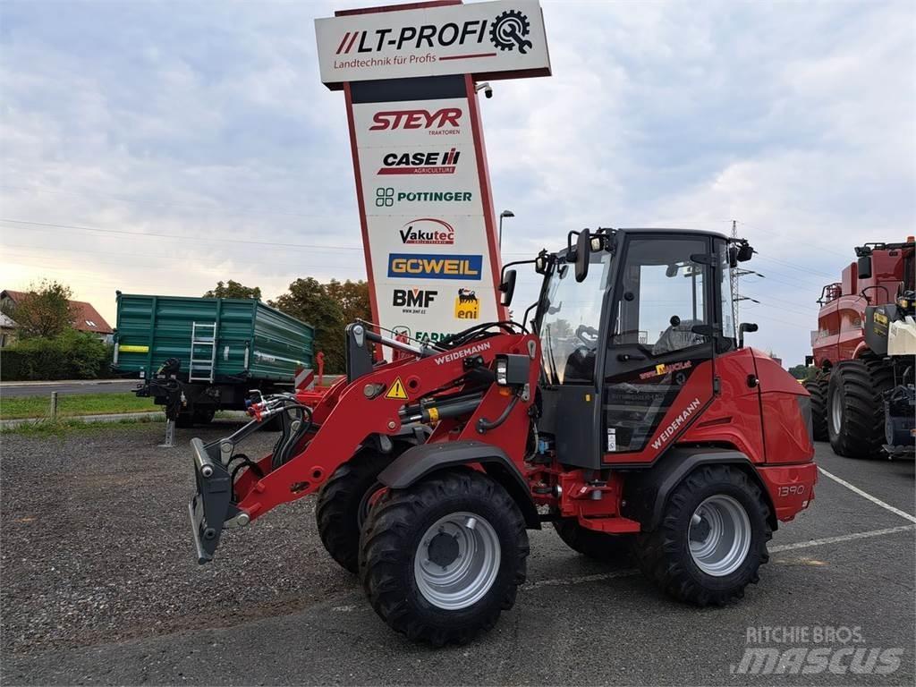 Weidemann 1390 Ön yükleyici ve kazicilar