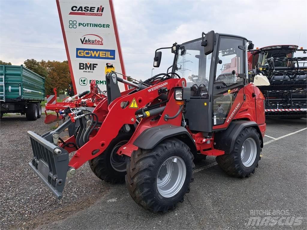 Weidemann 1390 Ön yükleyici ve kazicilar