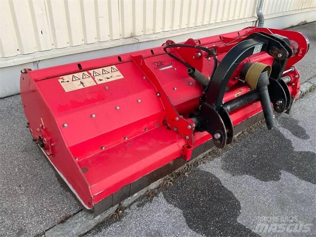 Zilli Trincia 280 Hasat makineleri