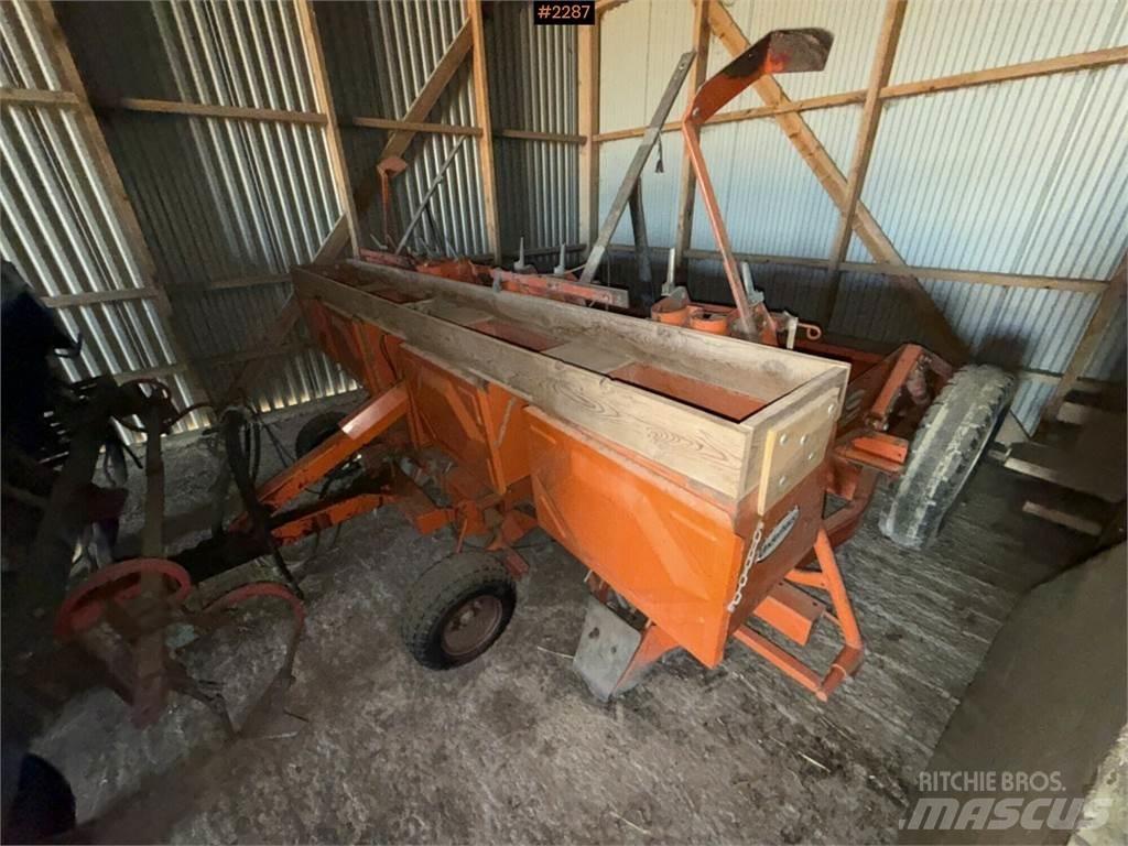 Underhaug 4 Radig Diger