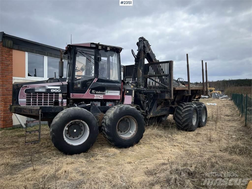 Valmet 860 Tomruk yükleyici traktörler