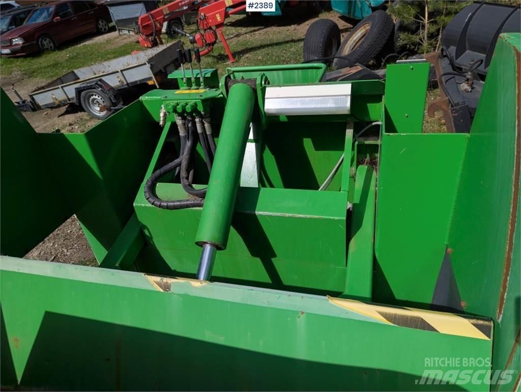 Varmo Lift PPNL Diger yem biçme makinalari