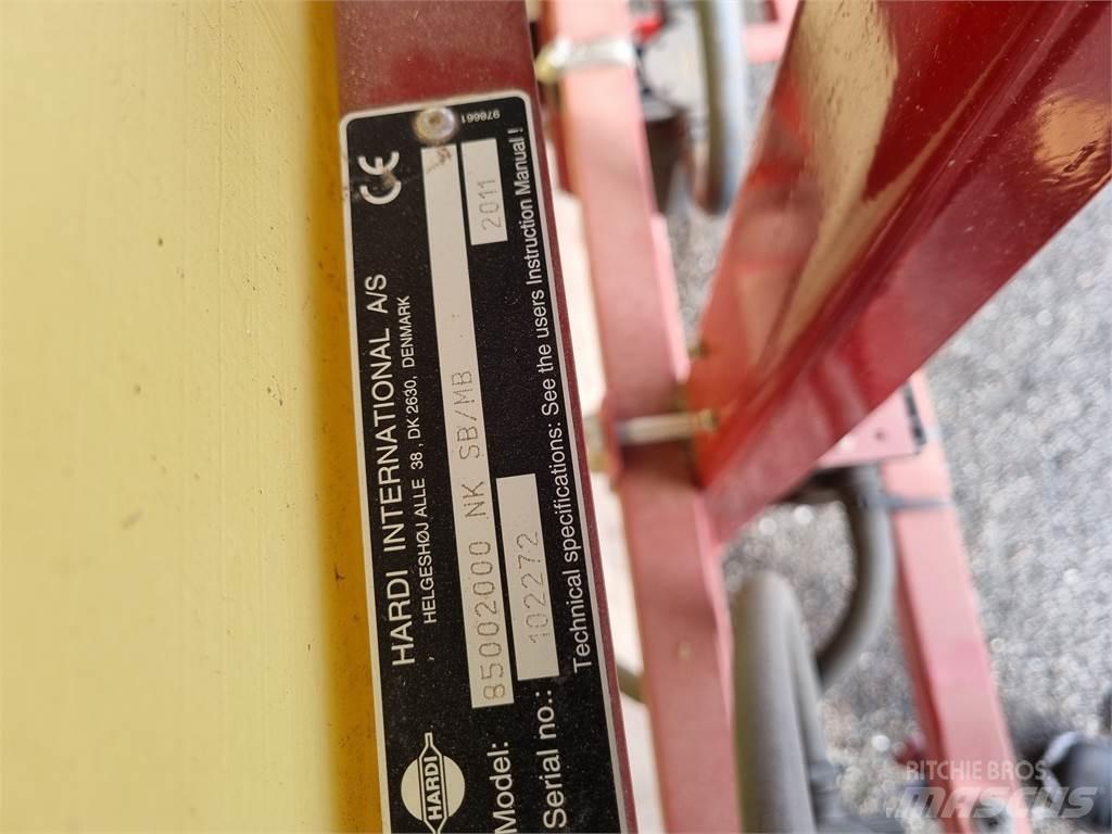 Hardi  Çekilir pülverizatörler