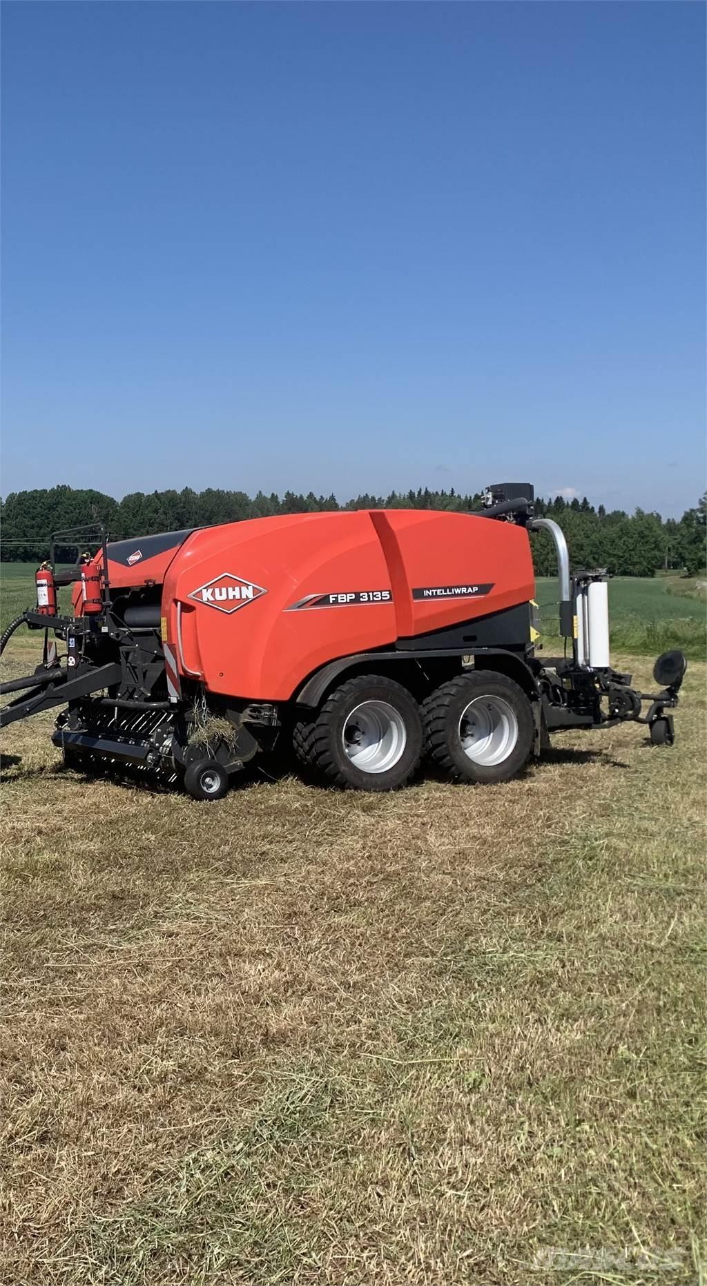 Kuhn FB 3135 Rulo balya makinalari
