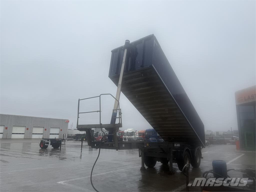 Kel-Berg T219V 23 m³ Damperli çekiciler