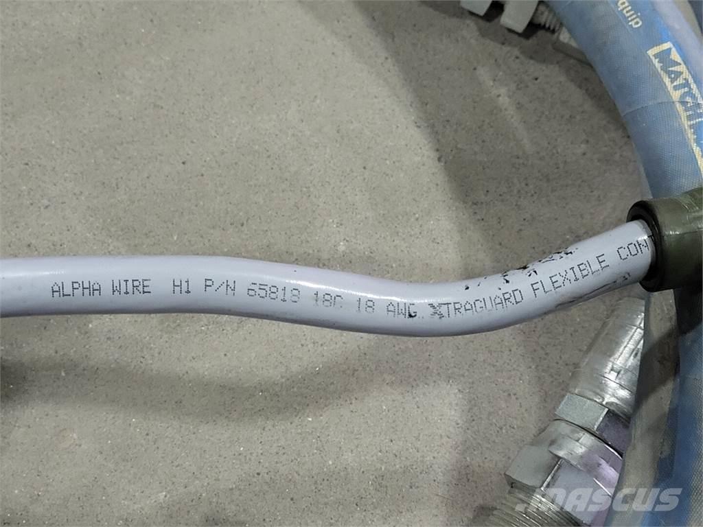  ALPHA WIRE 65818 Diger