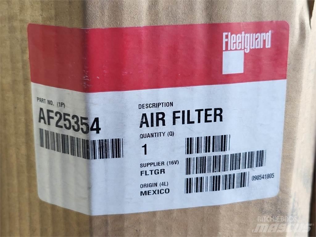 Fleetguard AF25354 Diger