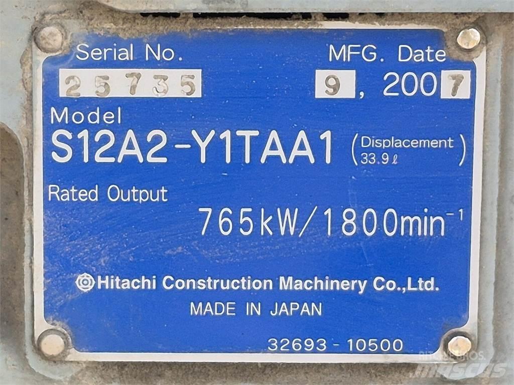 Hitachi S12A2-Y1TAA1 Motorlar
