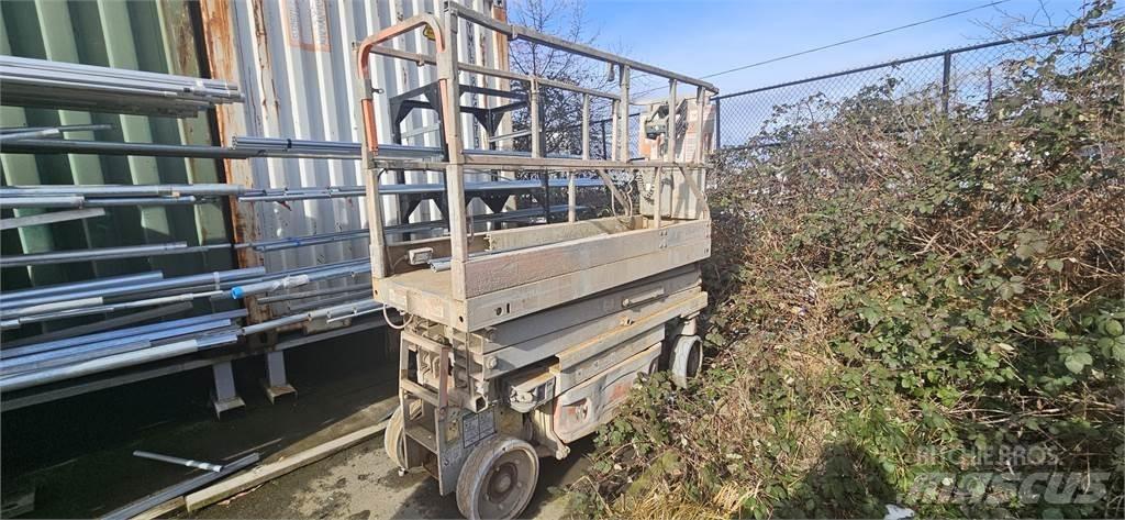 JLG 2630ES Makasli platformlar