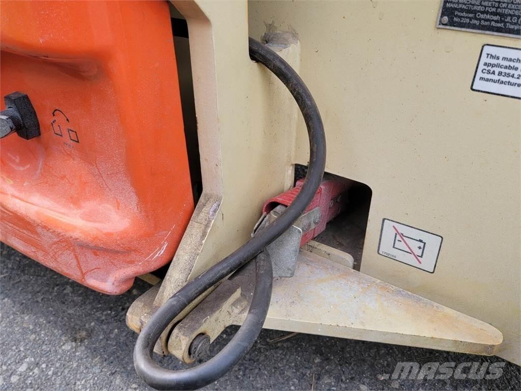 JLG 2646ES Makasli platformlar
