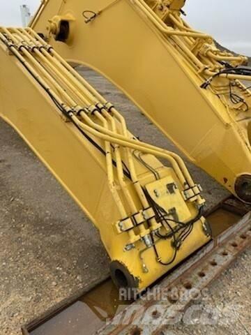 Komatsu  Lastik tekerli ekskavatörler