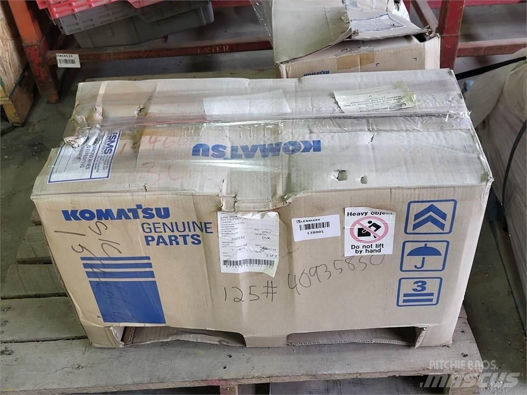 Komatsu 705-52-42090 Su pompalari