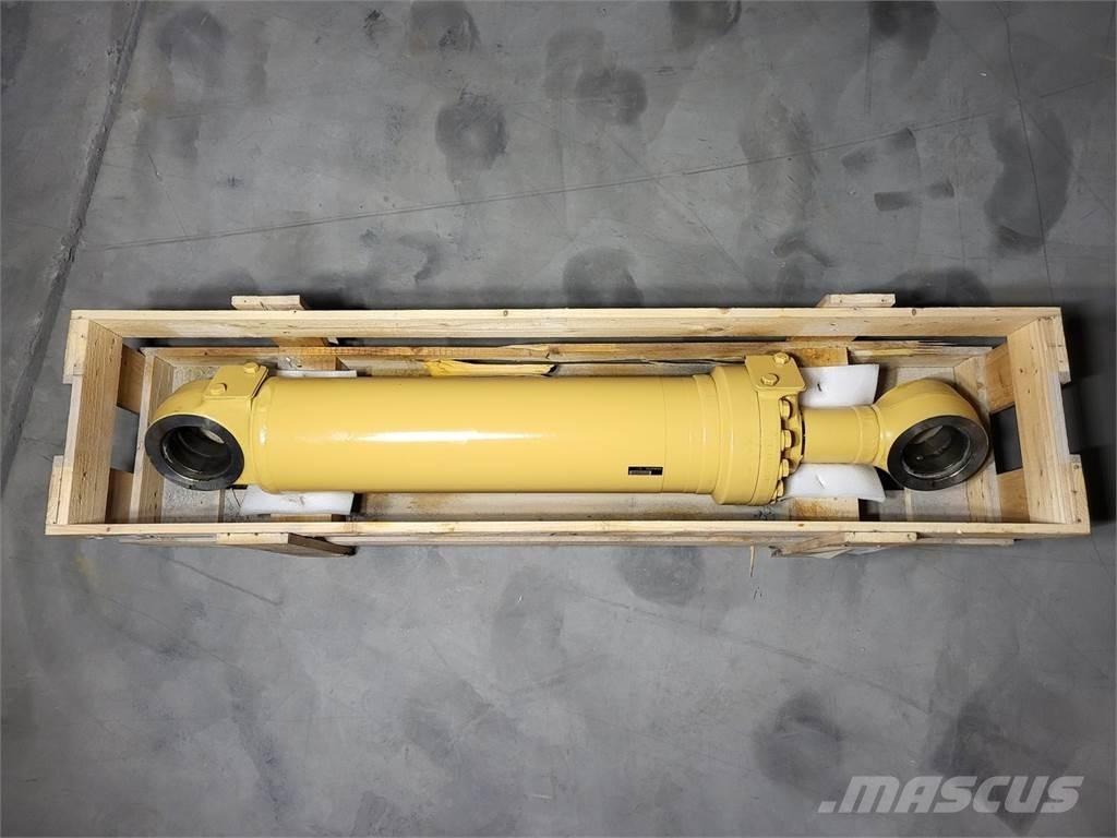 Komatsu 707-01-0E630 Diger aksam