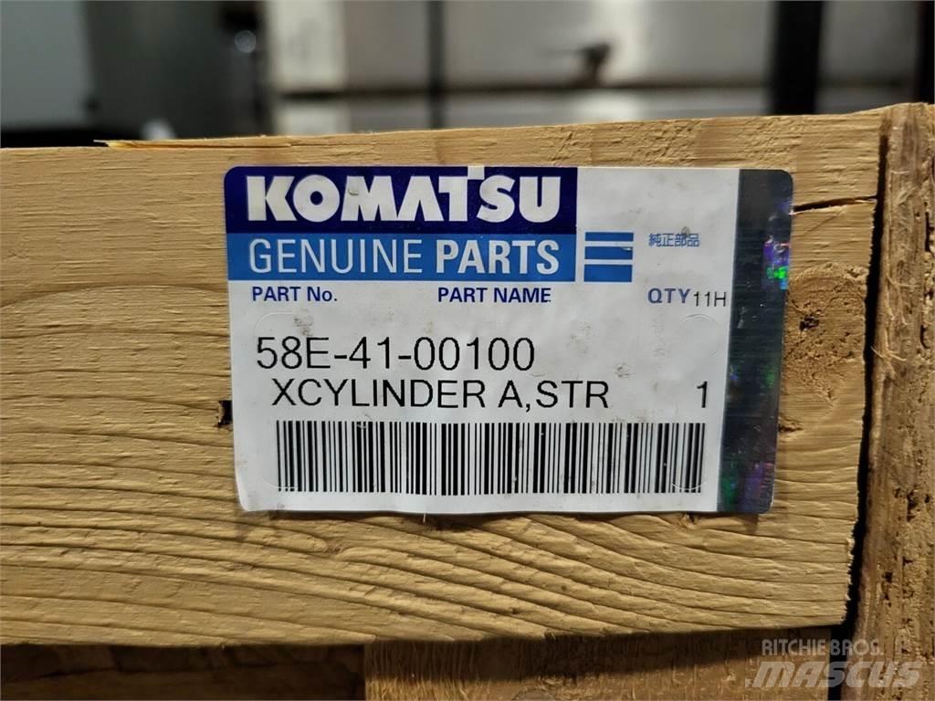 Komatsu EL7952 Belden kirma kaya kamyonu