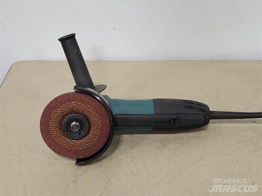Makita GA4534 Diger