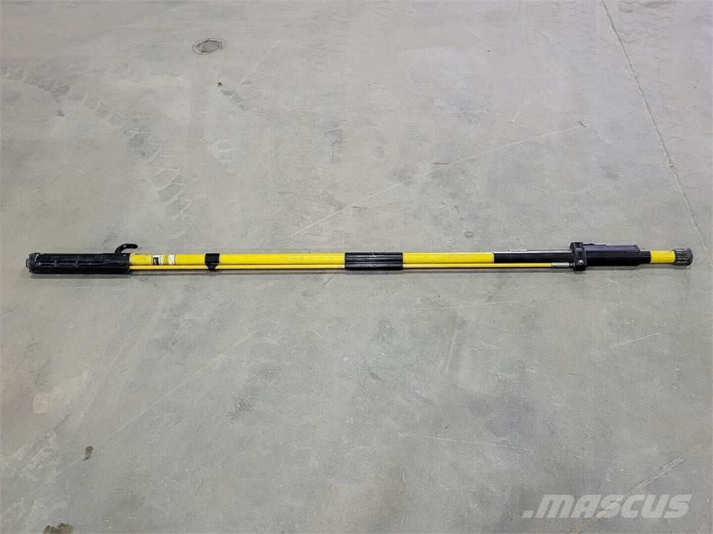  SALISBURY 4008 Diger