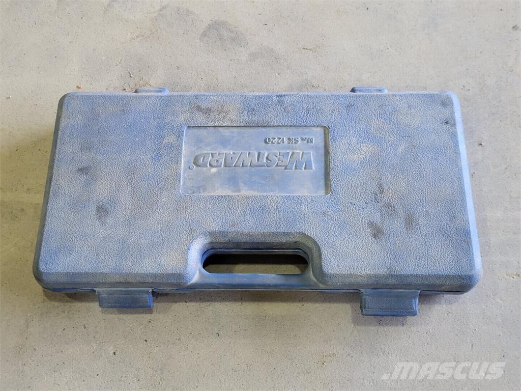 Westward SK1220 Diger