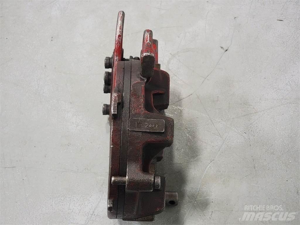  WHEELER-REX 6390 Boru hattı ekipmanları