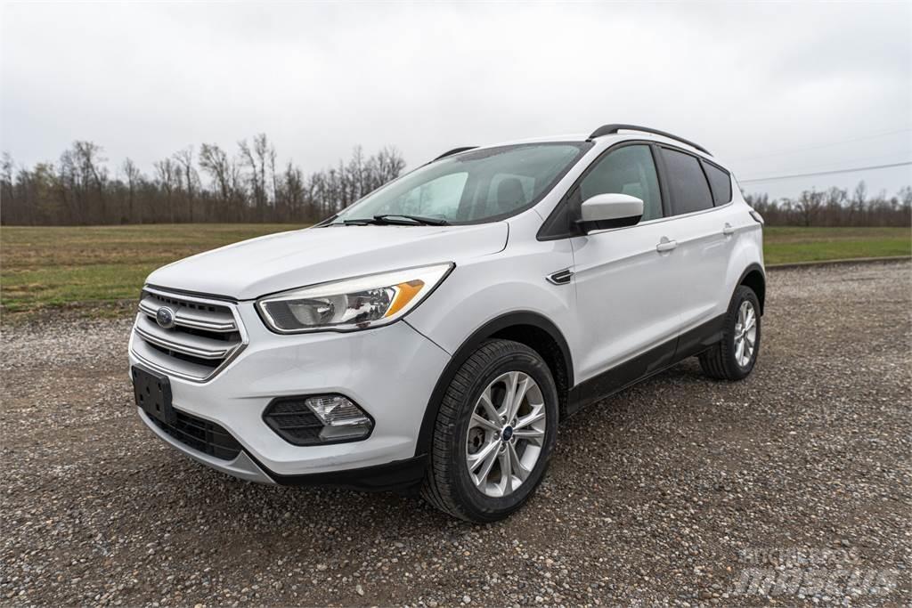 Ford ESCAPE Diger kamyonlar