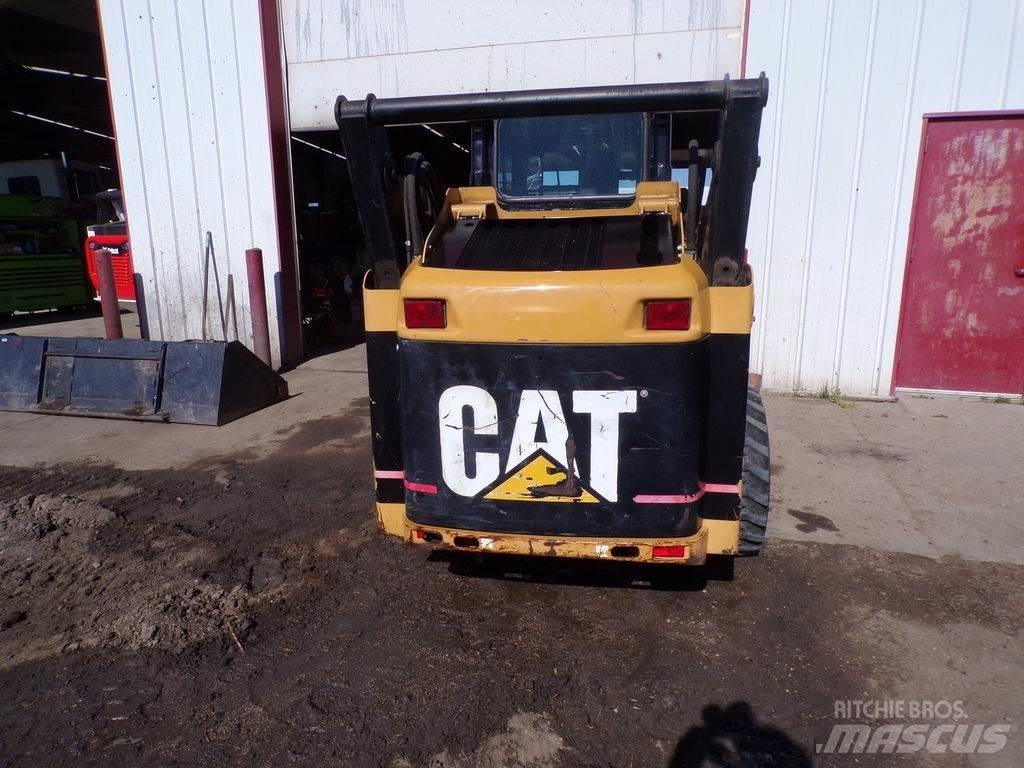 CAT 232 Skid steer loderler