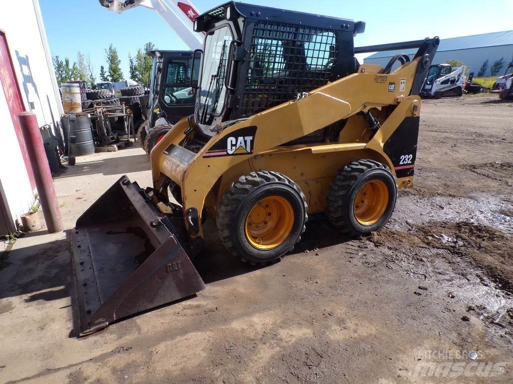 CAT 232 Skid steer loderler
