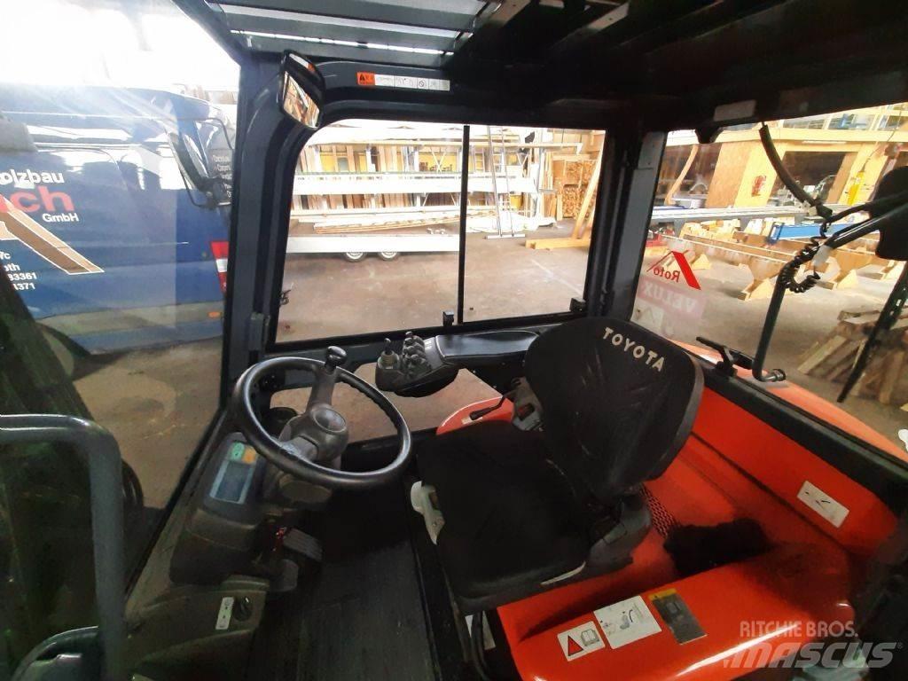 Toyota 7FBMF35 Elektrikli forkliftler
