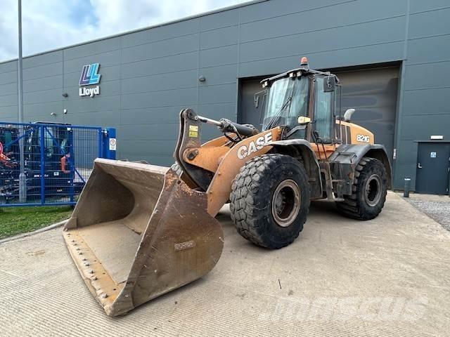 CASE 821g Diger
